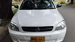 Vendo Corsa En Muy Buen Estado