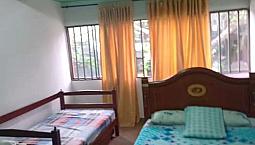 Casa 4 Cuartos. 2 Locales.terraza.6 Baños