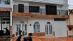 Hermosa Casa Con Bodega