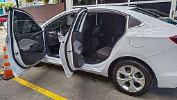 Vendo Onix Turbo Sedan 2022