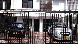 Casa Barrio Las Delicias Sobre Vía Principal Rentando