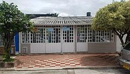 Vendo Casa Con 3 Aptos