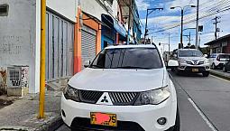 Vendo Camioneta Mitsubishi
