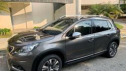 Peugeot 2008 1.2 At