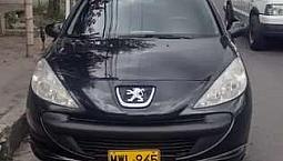 Vendo Carro Peugeot Negro Full Equipo