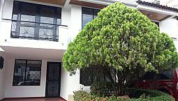 Arriendo Casa Cond. Galicia (3) Hab + Estudio