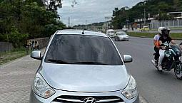 Hyundai I10 Plateado
