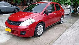 Nissan Tiida 2014 Mecánico Excelente.