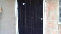 Arriendo Apartamento   En El Barrio Comuneros 2 , En Segundo Piso , Dos Habitaciones