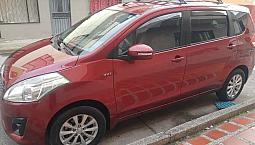 Hermosa Camioneta Suzuki Ertiga