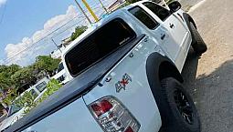 Vendo Ford Ranger 4X4 2013