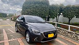 Mazda 2 Touring 2020 Sedan