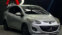 Mazda 2 2011