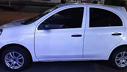 Venta De Carro Nissan March  Único Dueño