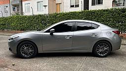 Mazda 3 Touring 2017