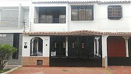 Se Arrienda Habitacion Amoblada En El Barrio Quinta Oriental