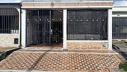 Casa En Venta La Alborada