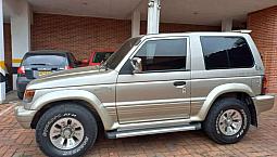 Vendo Montero Mitsubishi Hard Top Modelo 98