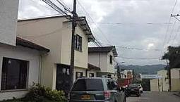 Se Arrienda Casa Comercial