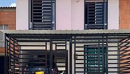 Se Vende Casa En Senderos De La Italia