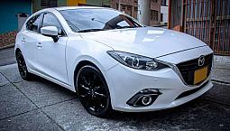 Mazda 3 Sport Touring 2015
