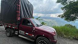 Toyota Hilux Hi Rider Estacas