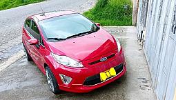 Hermoso Ford Fiesta Hb