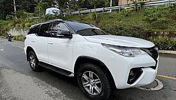 Toyota Fortuner 2.7 Sw4 Street At 4X2 2017