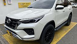 Toyota Fortuner 2.7 Srv 2022