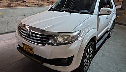 Toyota Fortuner 2.7
