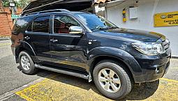 Toyota Fortuner 4.0 Sr5