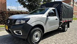 Nissan Np300 Frontier 2.5 Mt 4x2 Estaca