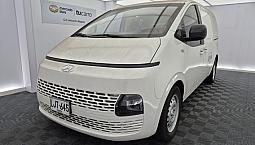 Hyundai Staria 2.2L  Mt 