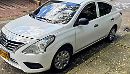 Nissan Versa 1.6 Sense