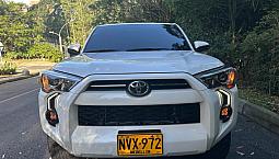 Toyota 4Runner 4.0 Sr5 At 4X4 2024