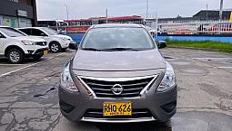 Nissan Versa 1.6 Advance