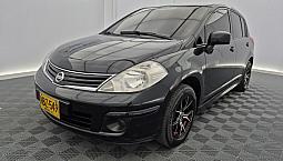 Nissan Tiida Hb 1.8 Mii0