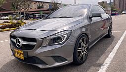 Mercedes Benz Cla200 1.6 At 2014